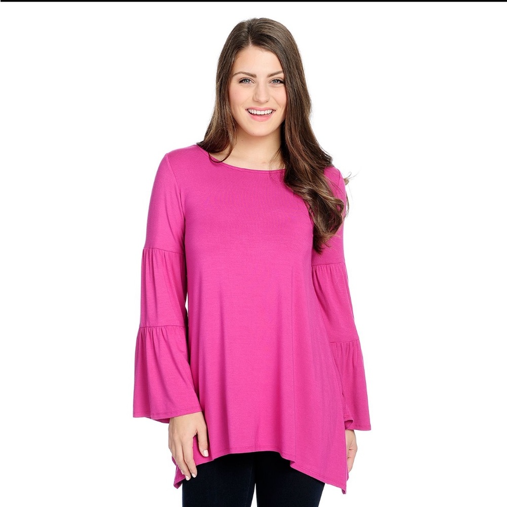 NWOT - Tiered Long Bell Sleeve